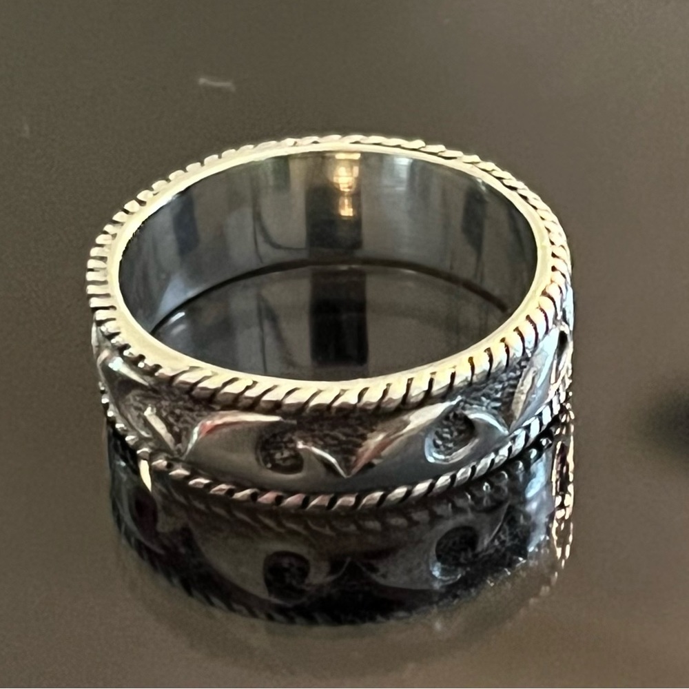 Sterling Silver Wave Band Ring Stamped 925 By Woods Unisex Size 8